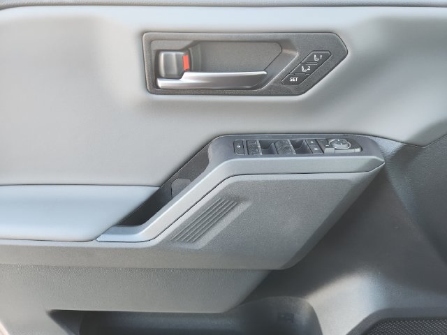 New 2026 Toyota RAV4 XSE AWD/4WD image 21