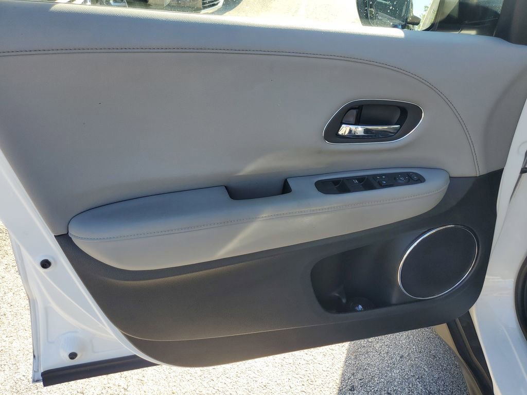 Used 2021 Honda HR-V EX-L image 21