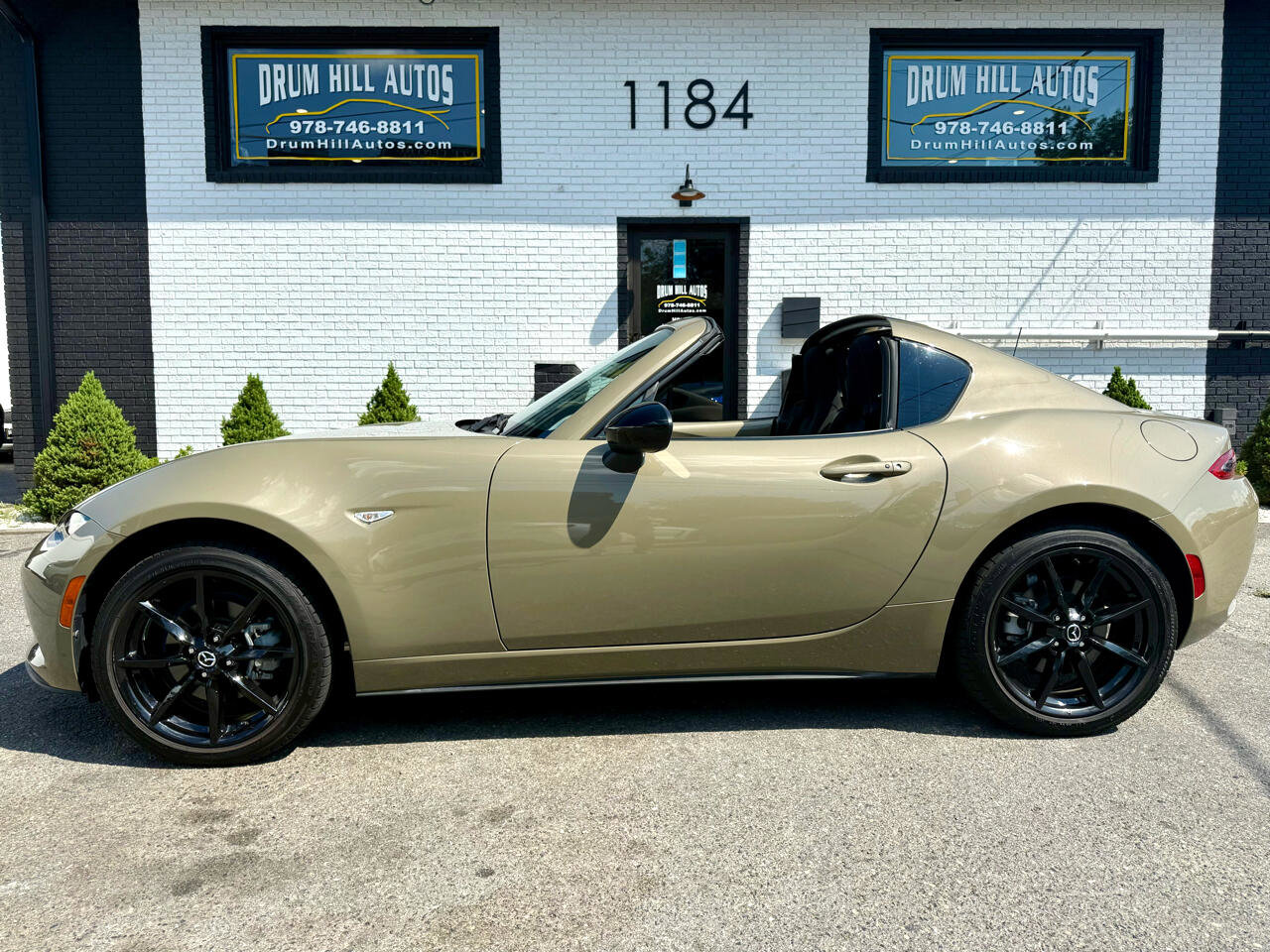 Used 2023 MAZDA MX-5 Miata Club image 3