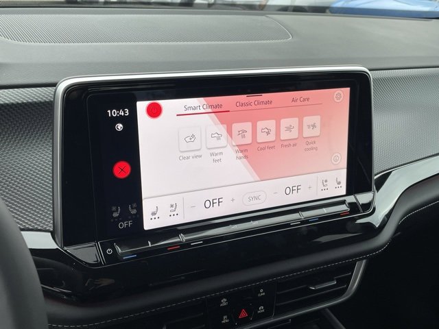 New 2025 Volkswagen Atlas Cross Sport SEL Premium R-Line image 15