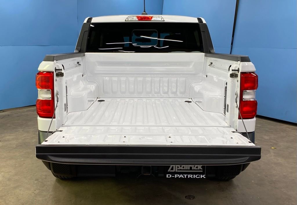 Used 2023 Ford Maverick Lariat image 11