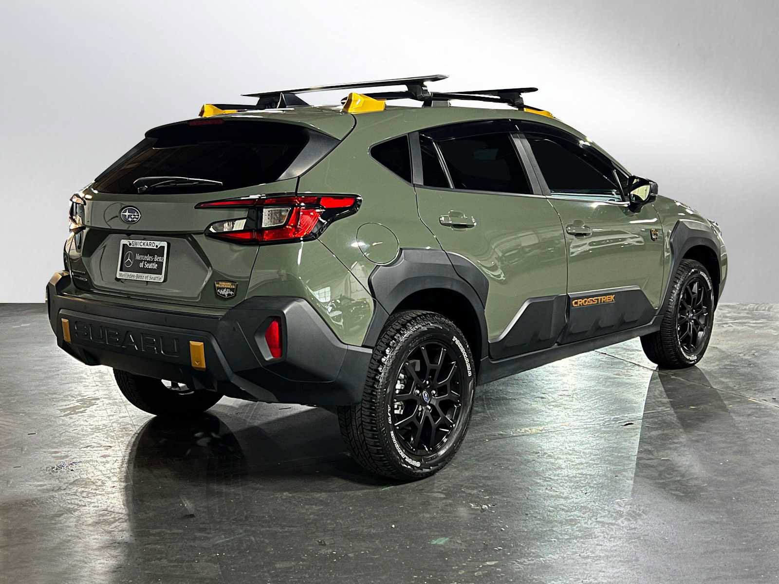 Used 2024 Subaru Crosstrek 2.5i Wilderness w/ Crosstrek Mirror Package AWD/4WD image 3