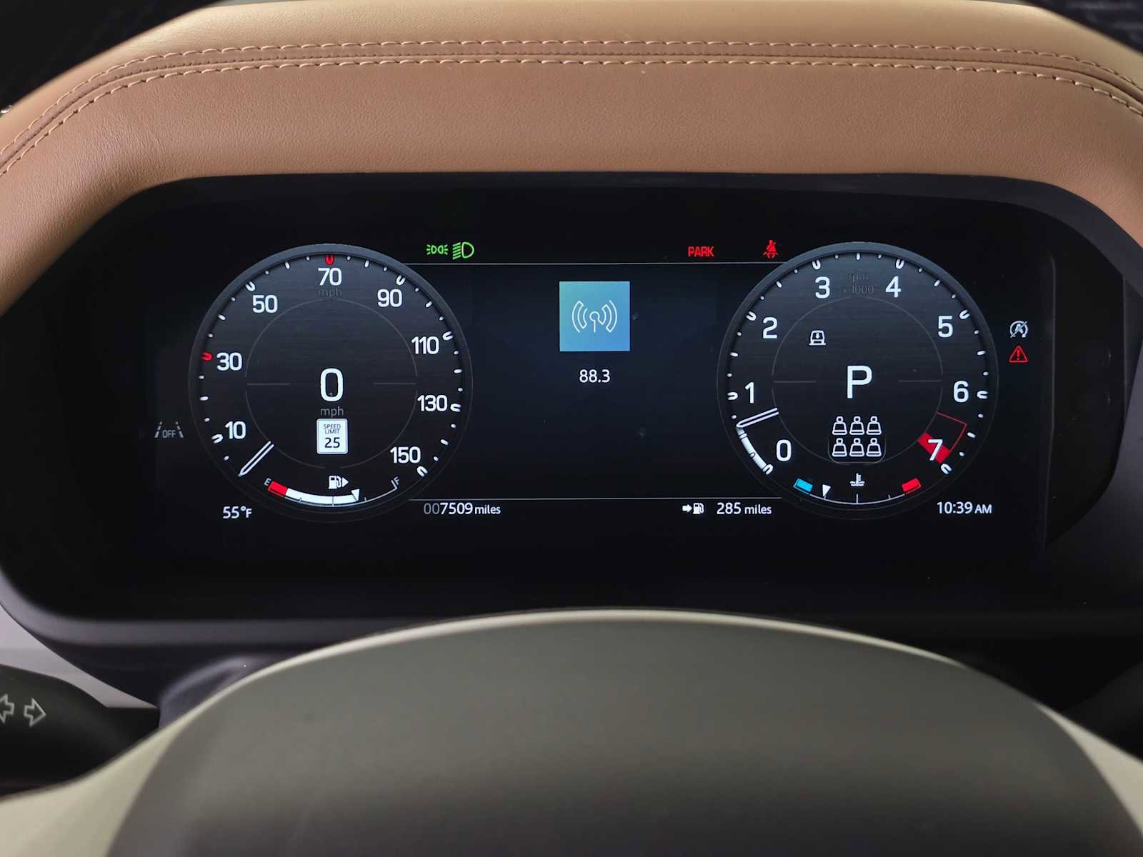 Used 2025 Land Rover Defender 130 S image 28