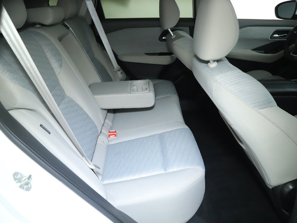 Certified 2023 Nissan Rogue SV AWD/4WD image 34