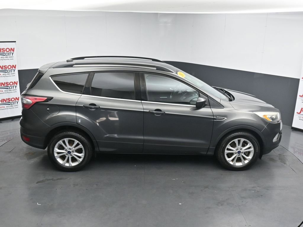 Used 2017 Ford Escape SE w/ SE Leather Comfort Package image 32