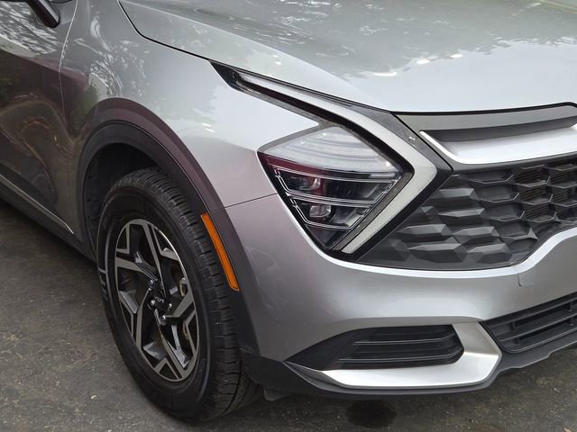 Certified 2024 Kia Sportage LX image 4