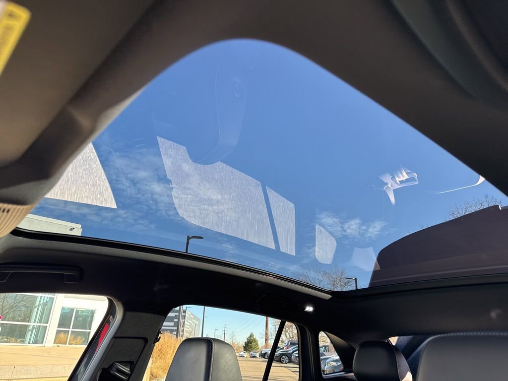 Certified 2023 Volkswagen ID.4 Pro S Plus image 24