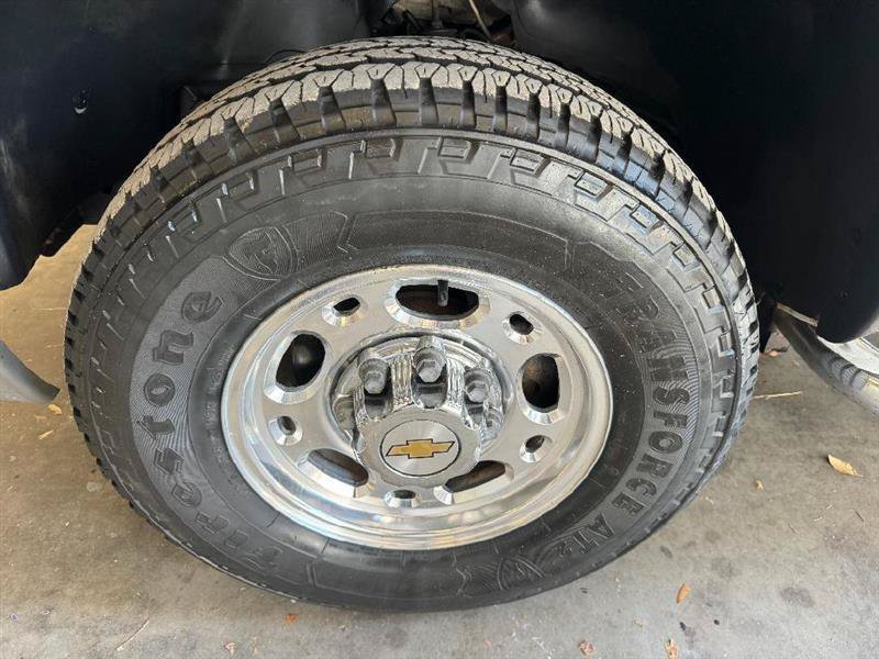 Used 2003 Chevrolet Silverado 2500 LS w/ Skid Plate Package AWD/4WD image 26