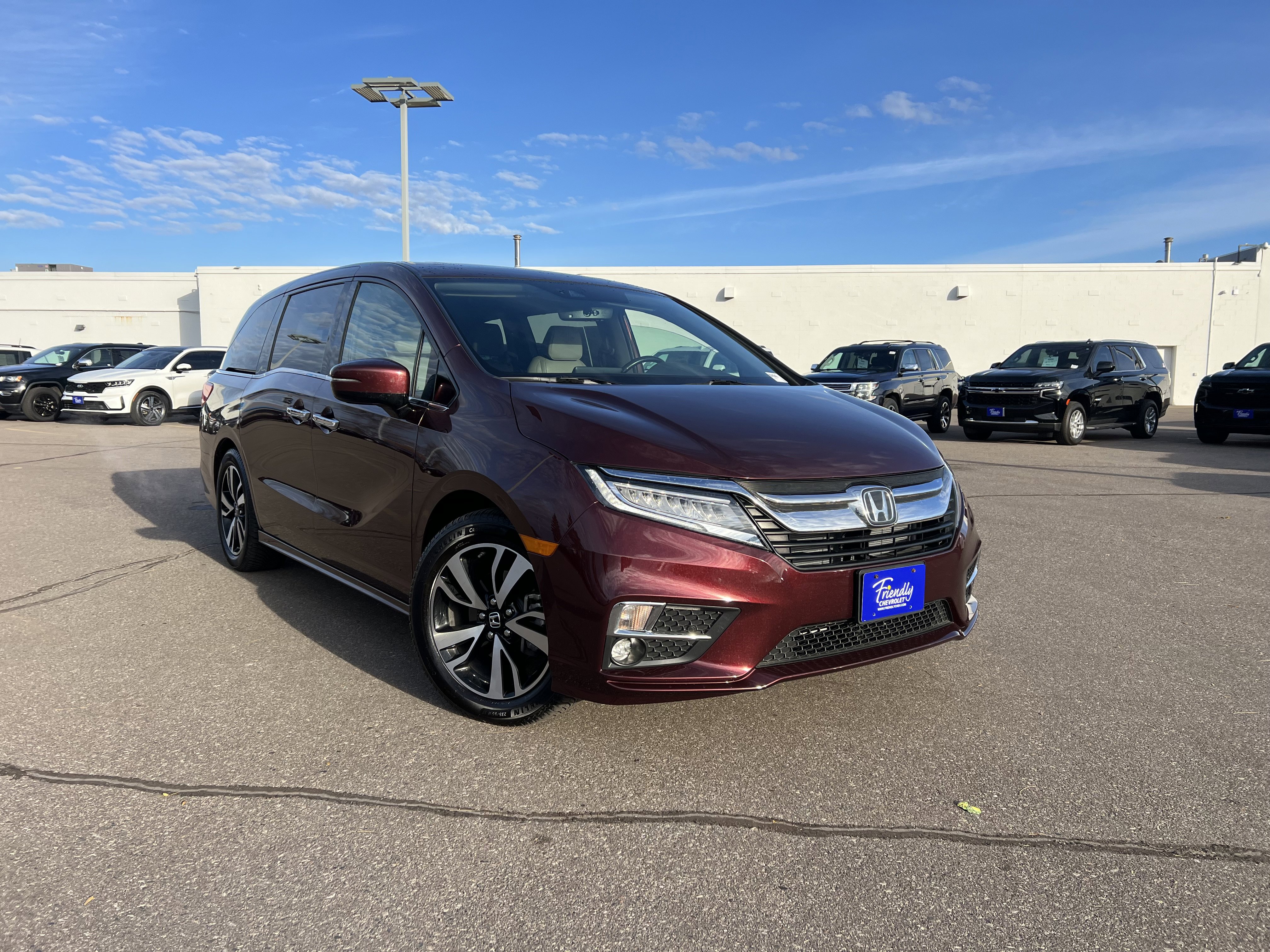 Used 2018 Honda Odyssey Elite image 2