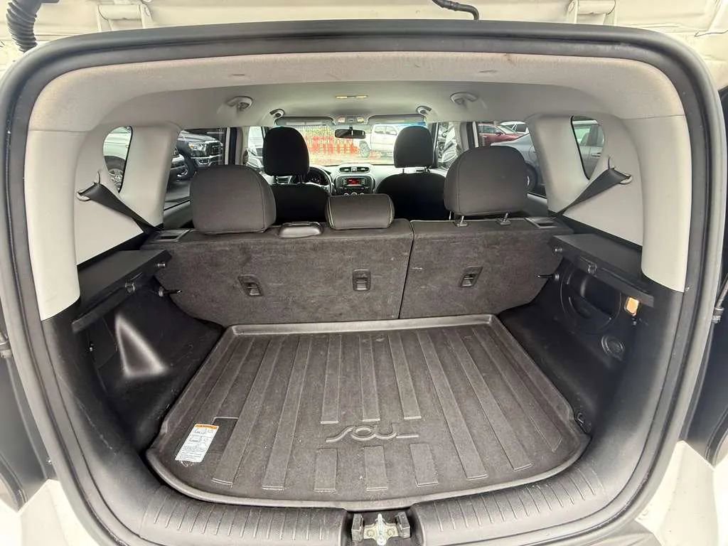 Used 2014 Kia Soul + w/ Eco Package image 17