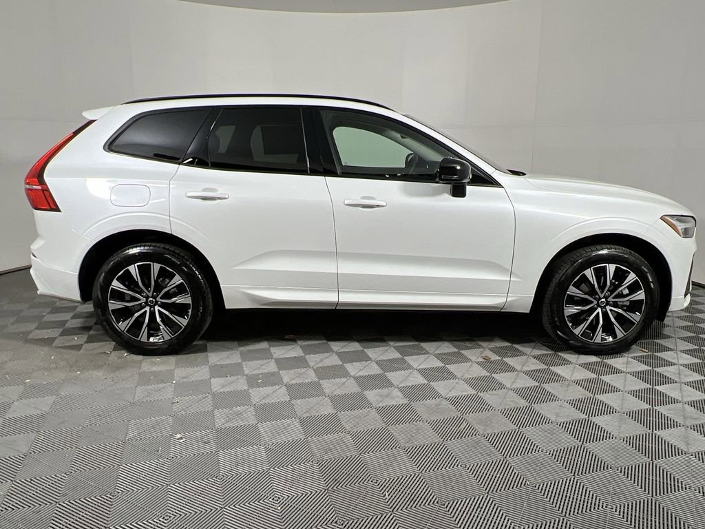Certified 2025 Volvo XC60 B5 Core w/ Climate Package image 11