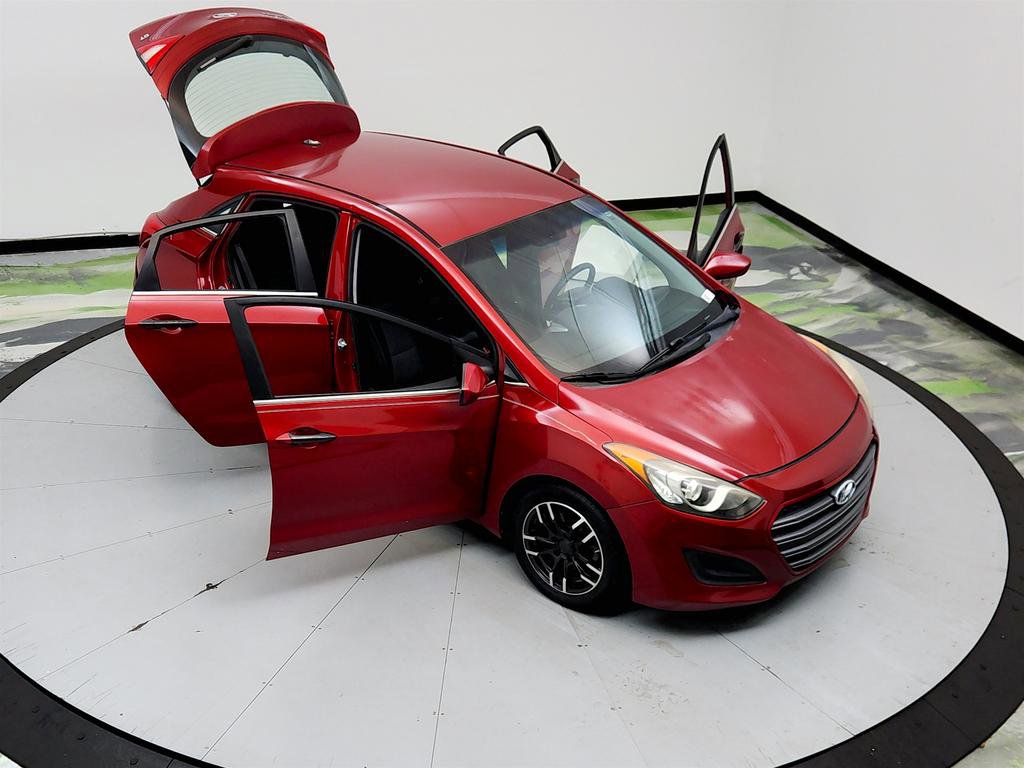 Used 2016 Hyundai Elantra GT FWD image 34