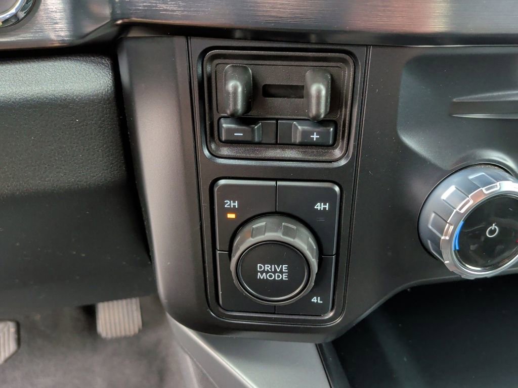 Used 2026 Ford F450 Lariat w/ FX4 Off-Road Package image 31