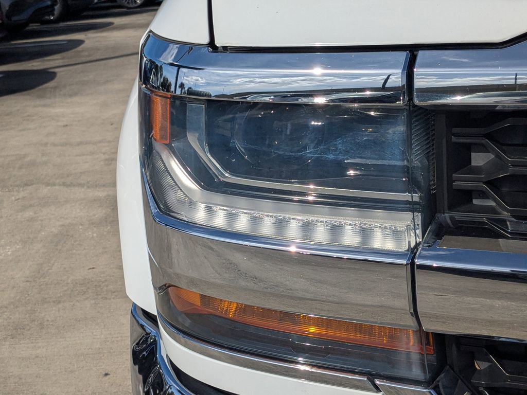 Used 2019 Chevrolet Silverado 1500 LT w/ All Star Edition image 24