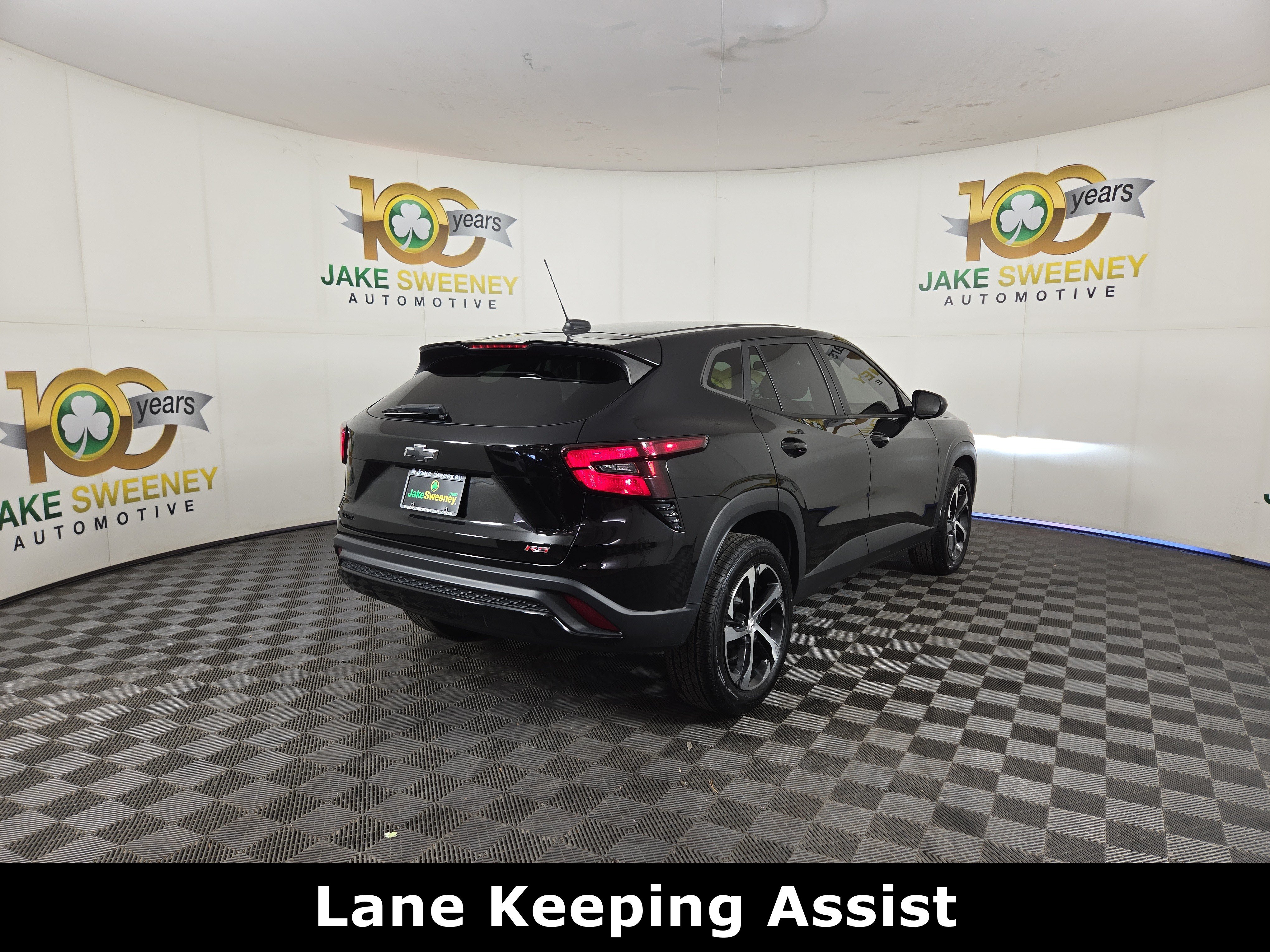 Certified 2024 Chevrolet Trax RS w/ Driver Confidence Package FWD image 9
