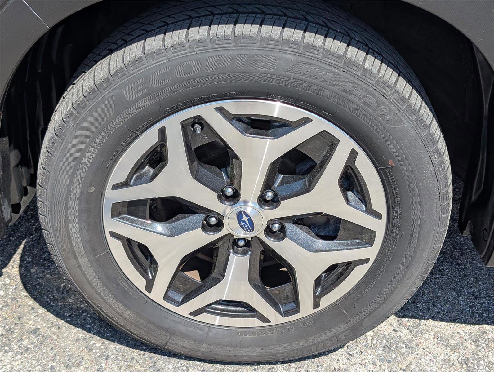 Used 2023 Subaru Forester Premium image 11