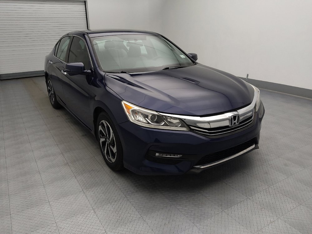 Used 2017 Honda Accord EX image 13