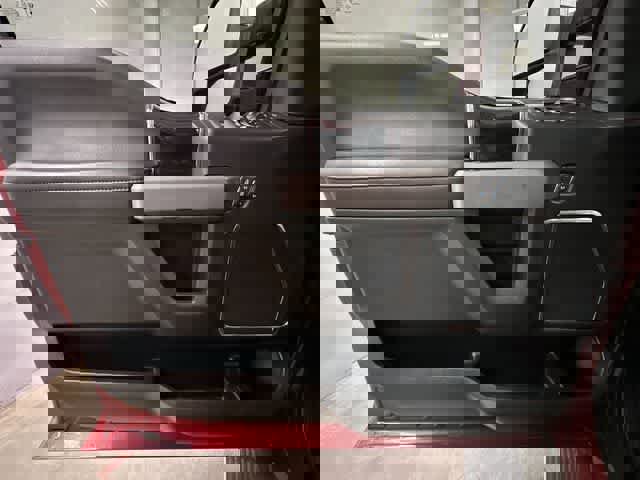 Used 2020 Ford F450 Platinum w/ FX4 Off-Road Package image 18