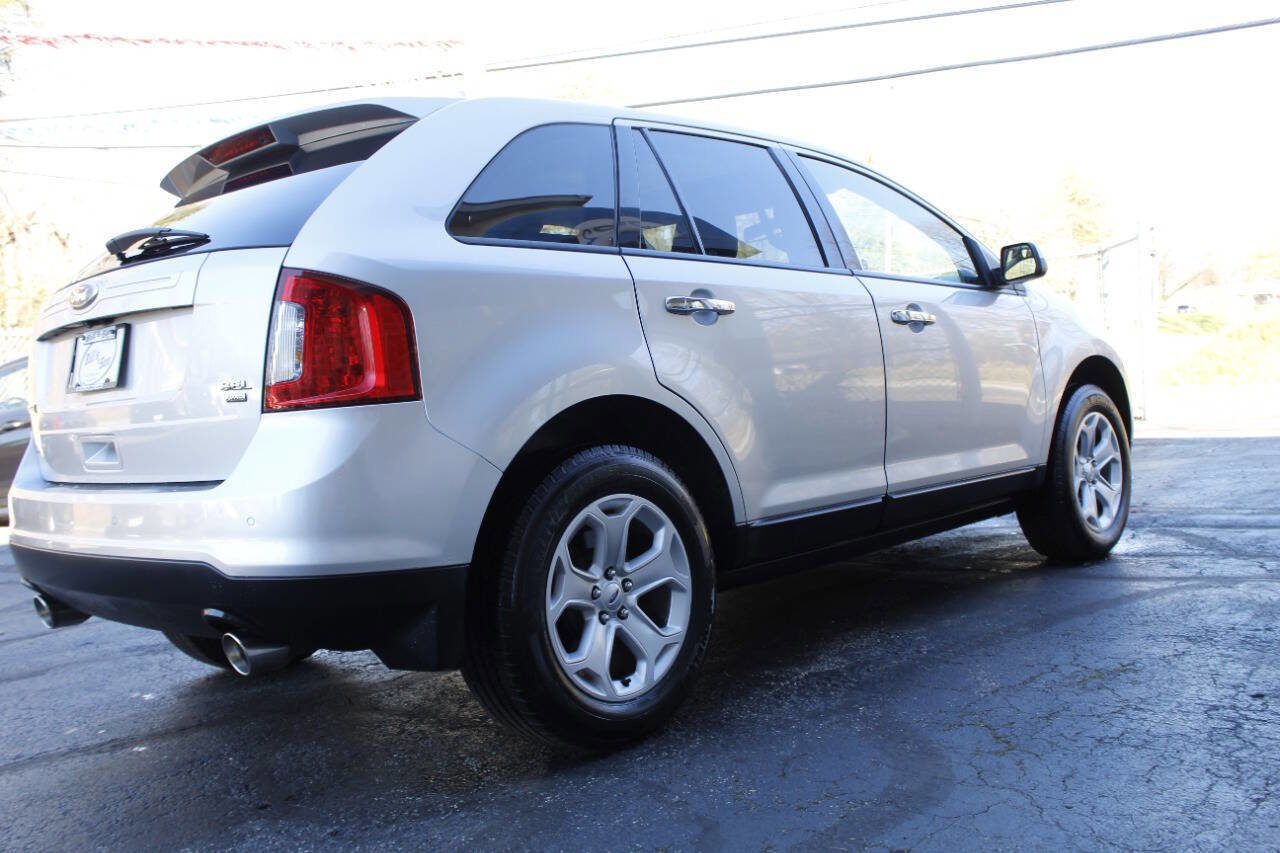 Used 2011 Ford Edge SEL w/ 202A Rapid Spec Order Code AWD/4WD image 13