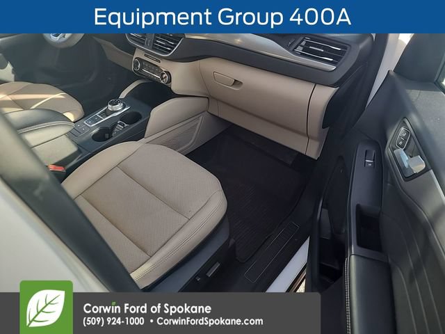 Used 2022 Ford Escape Titanium w/ Class II Trailer Tow Package AWD/4WD image 11