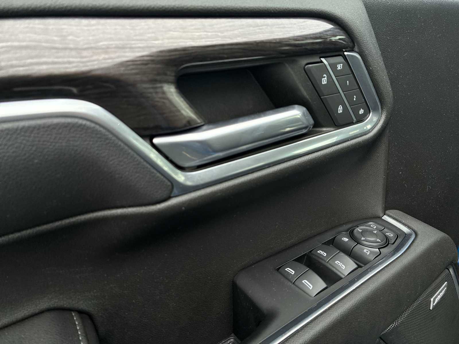 Certified 2022 Chevrolet Silverado 1500 LTZ image 23