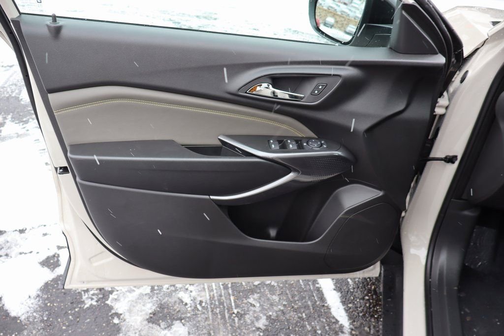 New 2026 Chevrolet Trax ACTIV w/ Driver Confidence Package image 4