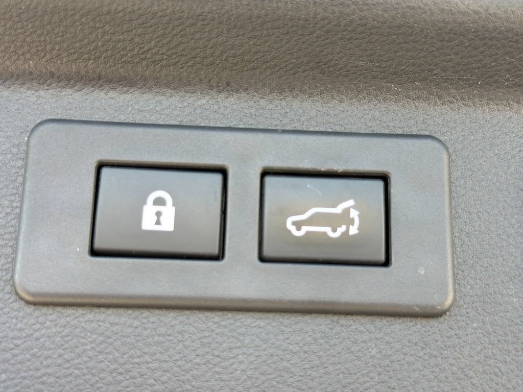 Certified 2023 Subaru Forester Limited AWD/4WD image 33