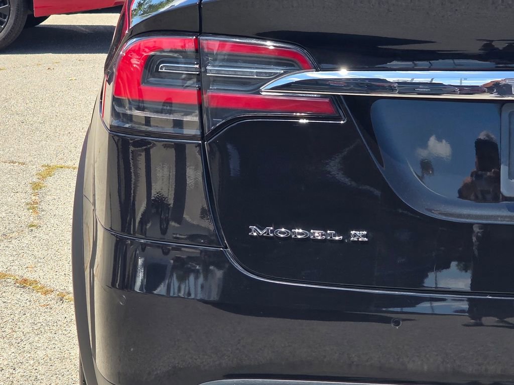 Used 2018 Tesla Model X 75D AWD/4WD image 8