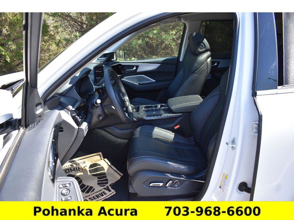 Certified 2025 Acura MDX FWD w/ Technology Package image 28