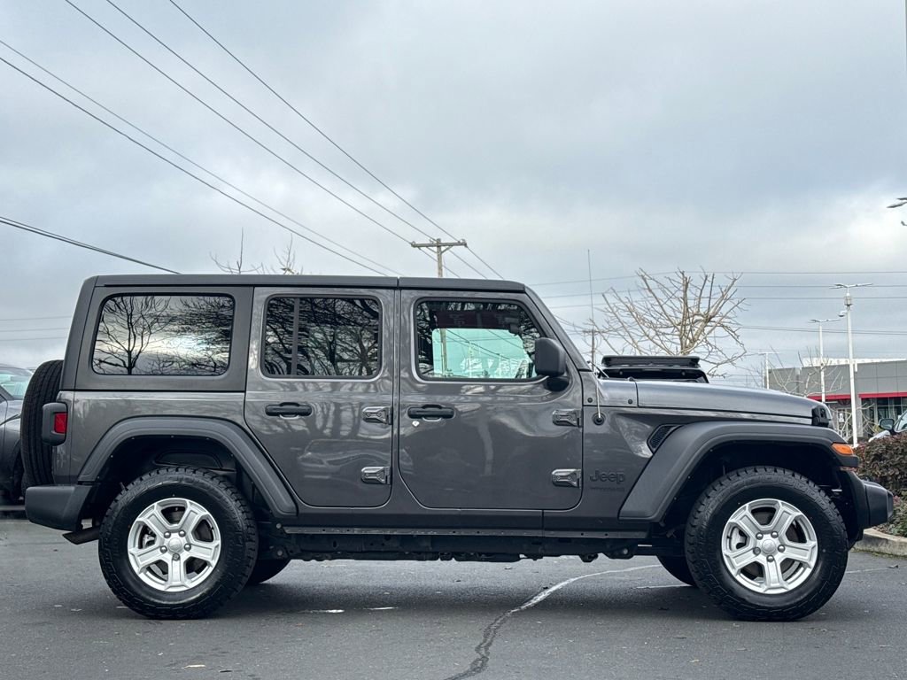 Used 2022 Jeep Wrangler Unlimited Sport image 6