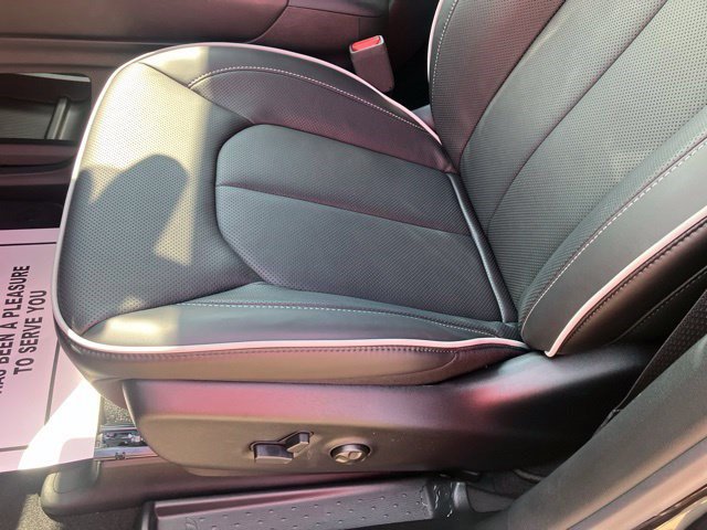 New 2027 Chrysler Pacifica Limited AWD/4WD image 11