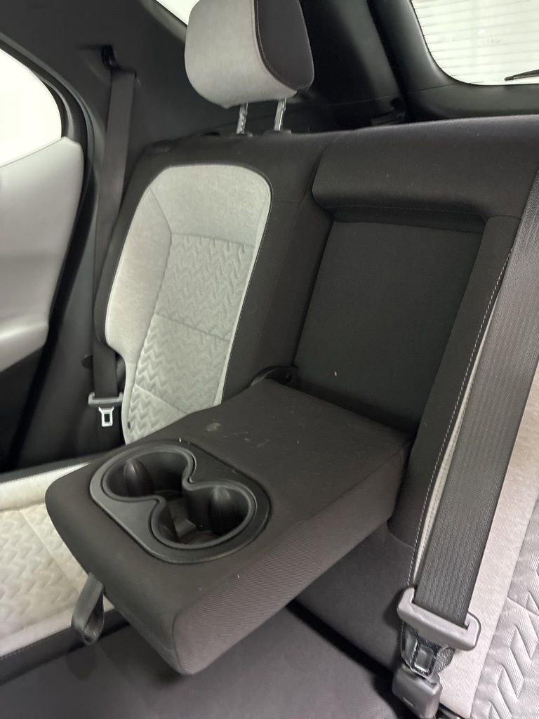 Used 2022 Chevrolet Equinox LS w/ LS Convenience Package AWD/4WD image 23