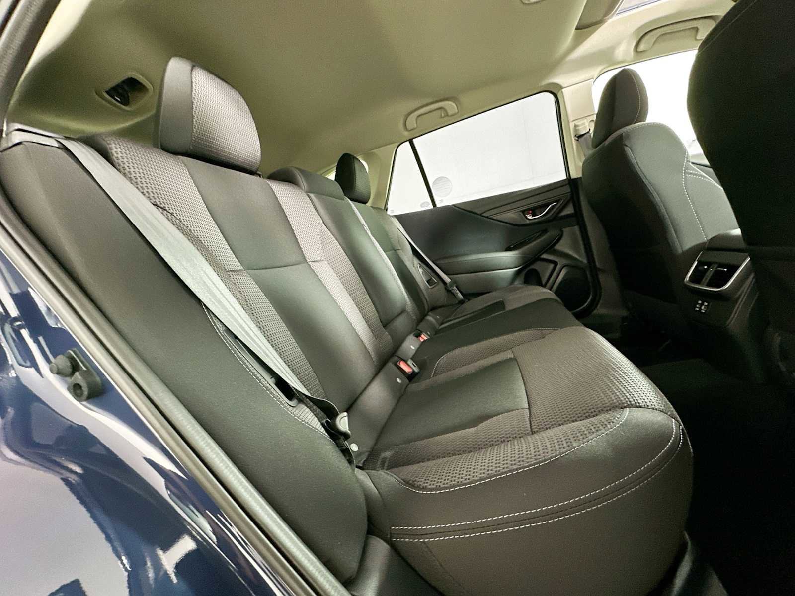 Certified 2025 Subaru Outback Premium w/ Popular Package #1A image 26