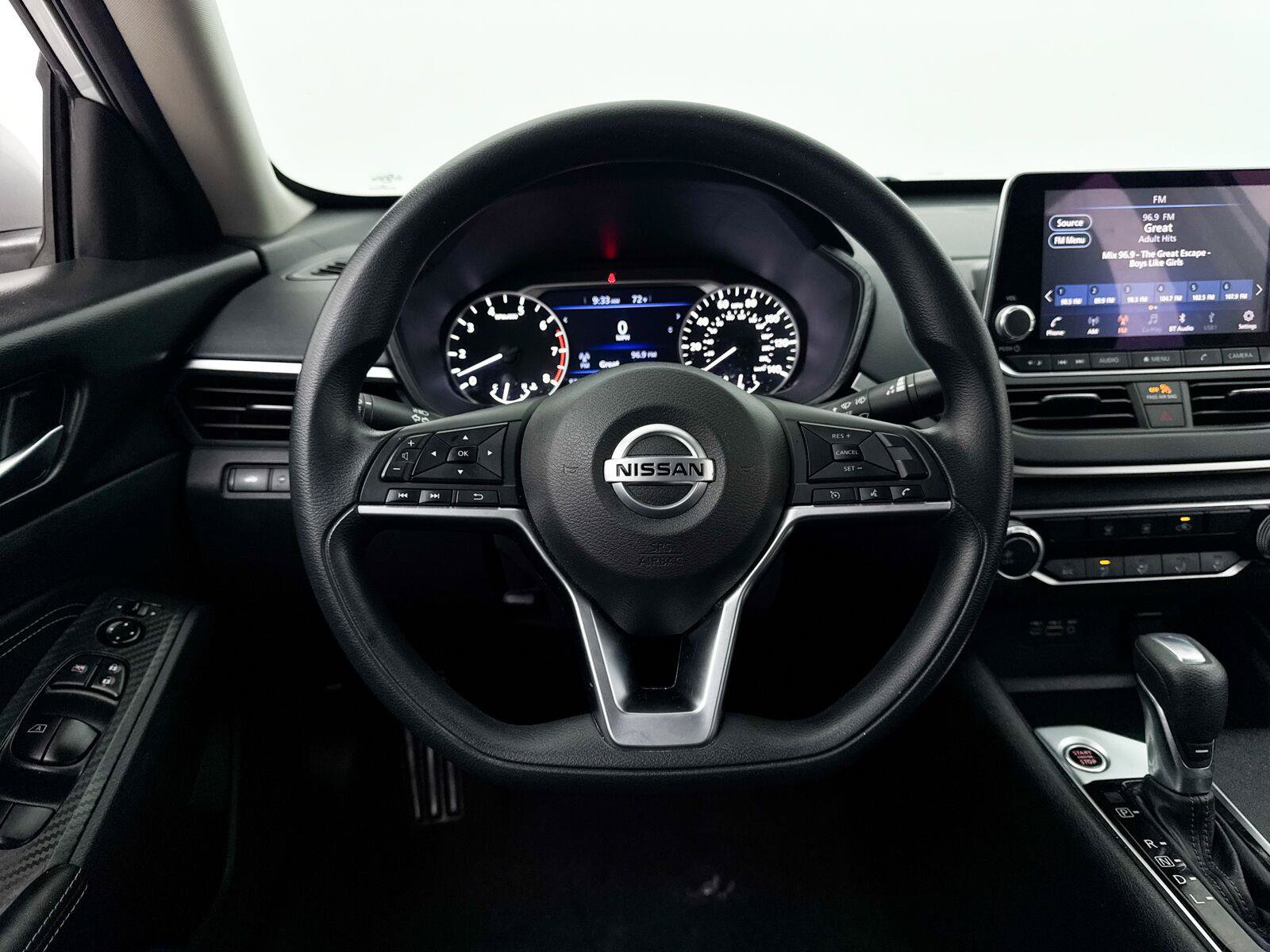 Used 2020 Nissan Altima 2.5 S FWD image 3