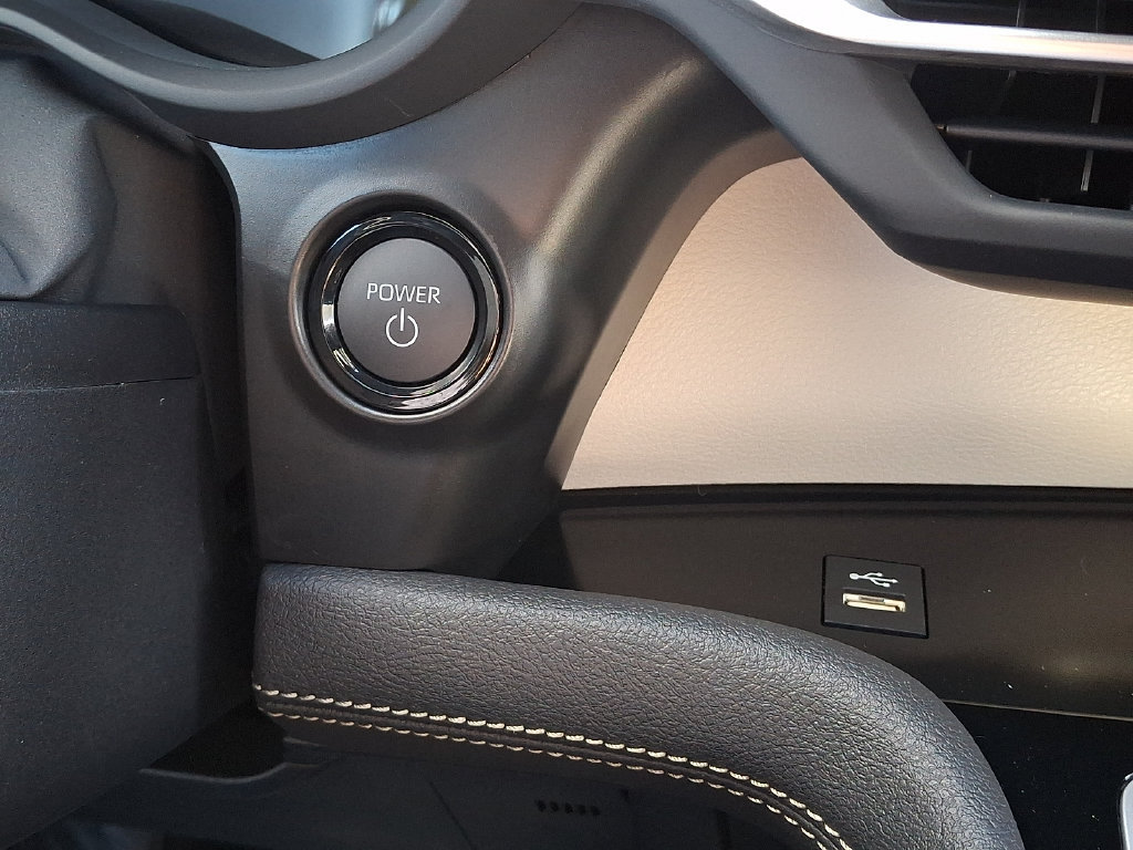 New 2026 Toyota Sienna Platinum AWD/4WD image 18
