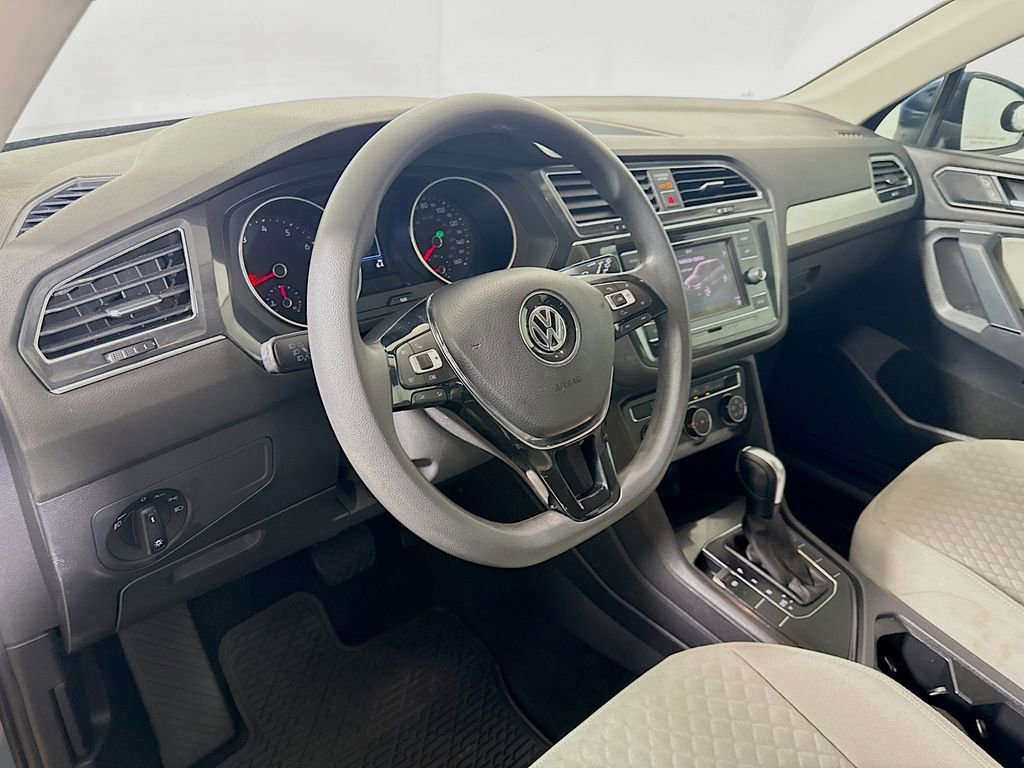 Used 2018 Volkswagen Tiguan S FWD image 10