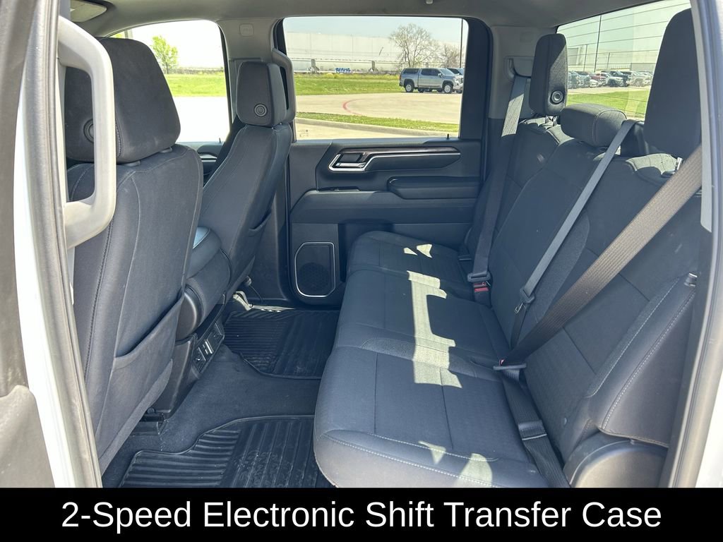 Used 2025 Chevrolet Silverado 2500 LT w/ Convenience Package image 31
