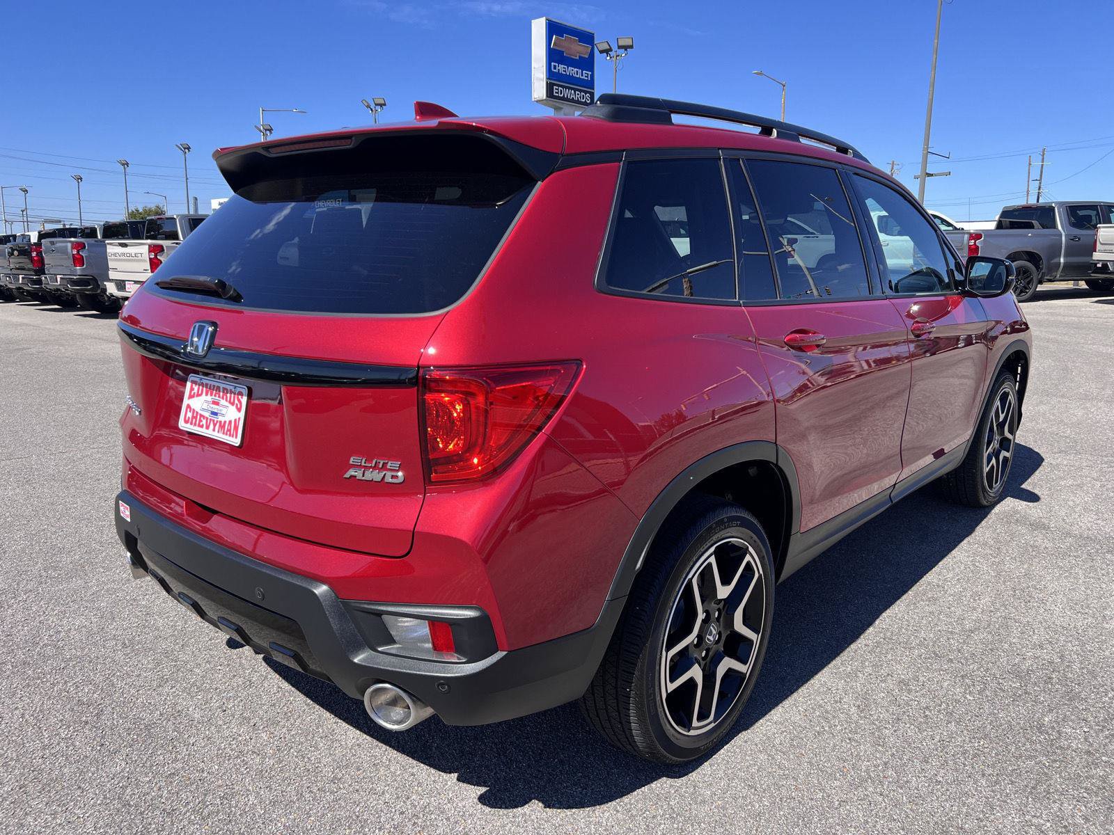 Used 2023 Honda Passport Elite image 8