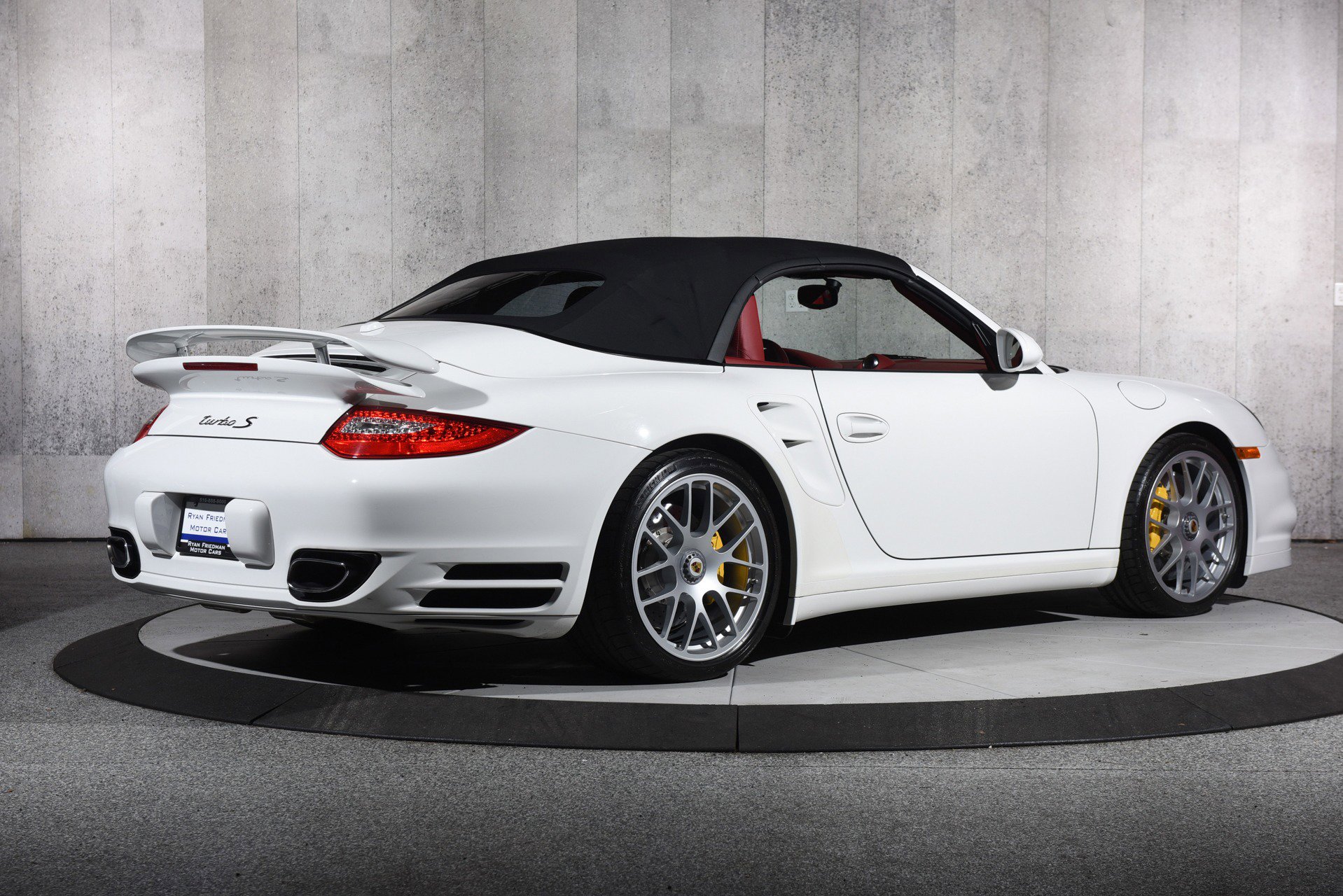 Used 2012 Porsche 911 Turbo S AWD/4WD image 33