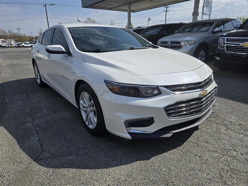 Used 2016 Chevrolet Malibu LT w/ Leather Package image 4