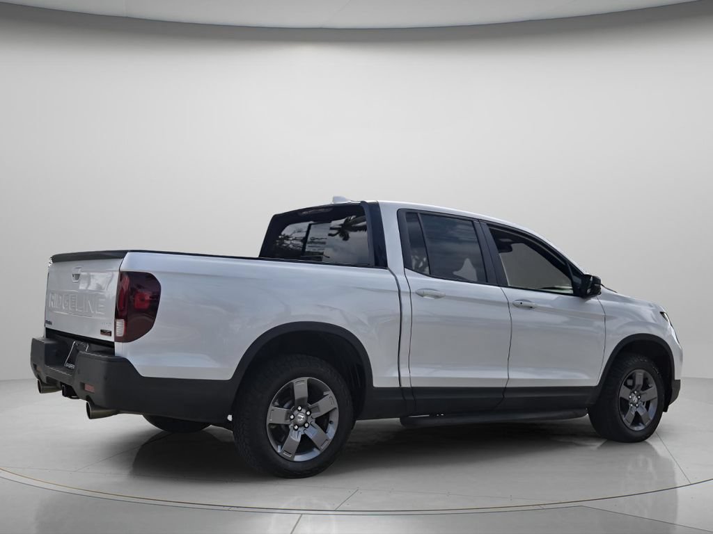 Certified 2024 Honda Ridgeline TrailSport image 7