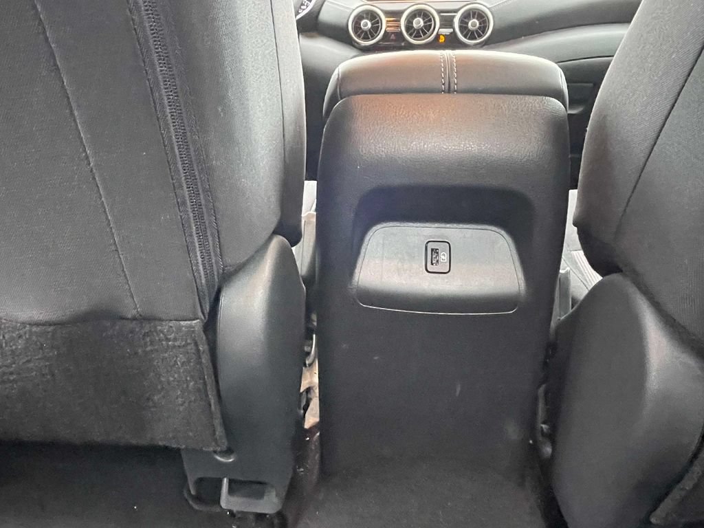 Used 2023 Nissan Sentra SV FWD image 11