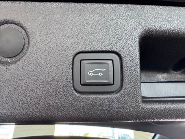 Used 2024 Chevrolet Equinox LT AWD/4WD image 26