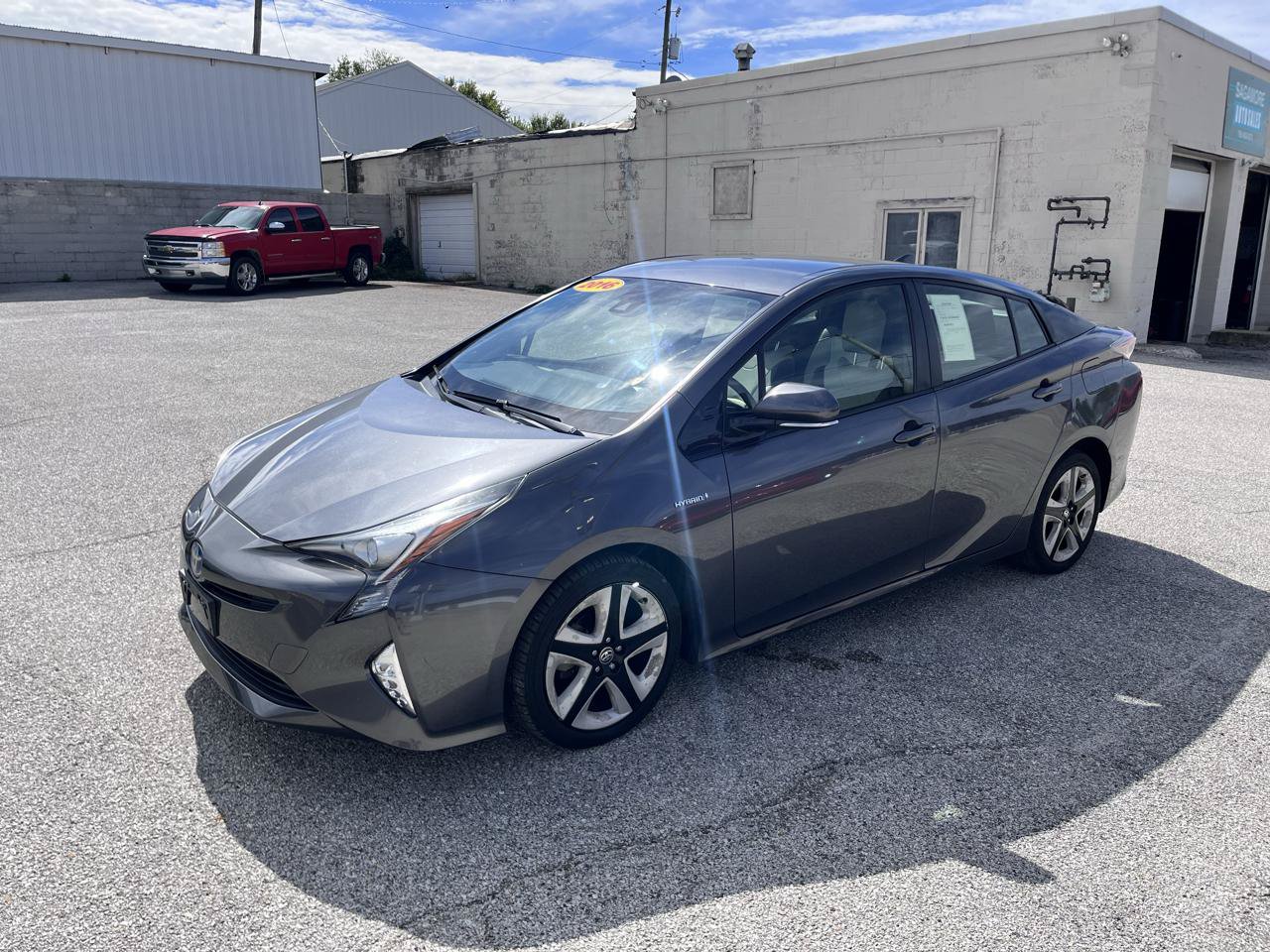 Used 2016 Toyota Prius Three Touring FWD image 7