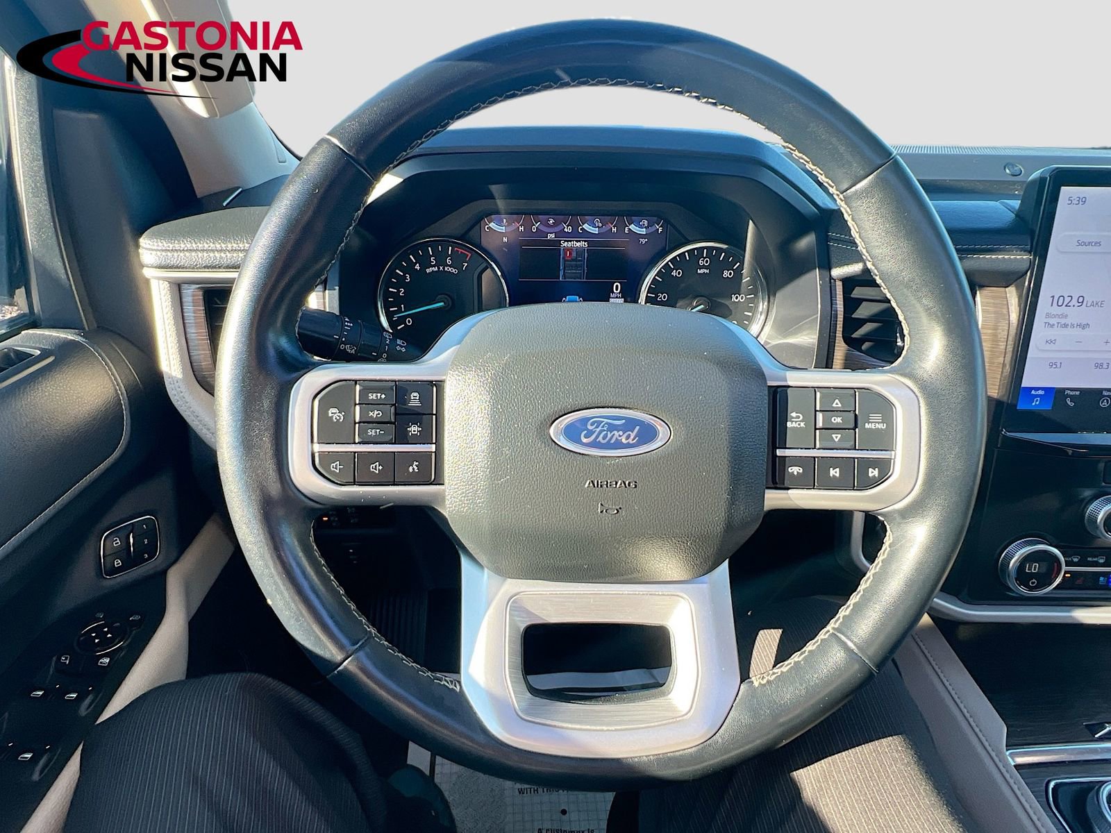 Used 2024 Ford Expedition Max Limited image 14