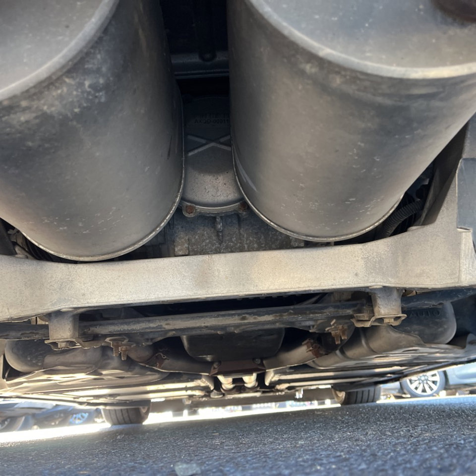 Used 2004 Cadillac XLR 2dr Convertible image 26