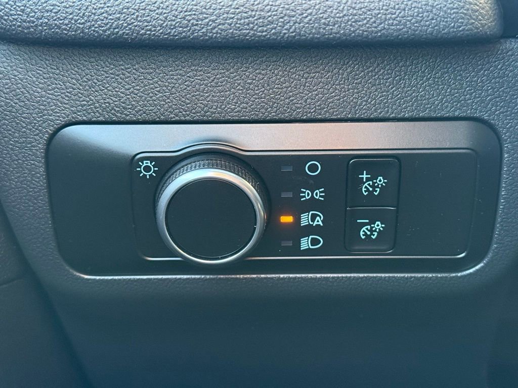 Used 2025 Ford Escape ST-Line image 9