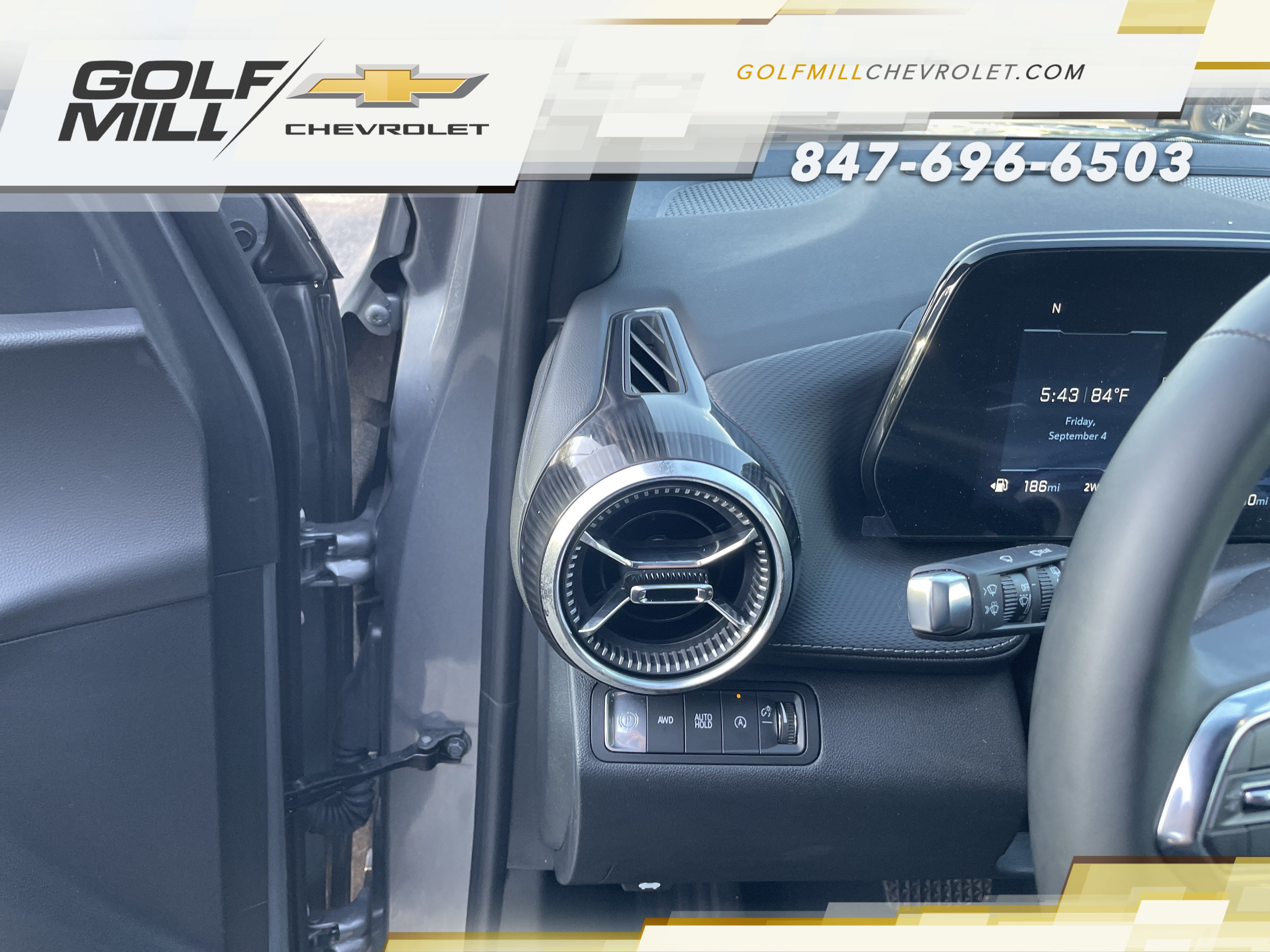 Used 2026 Chevrolet Equinox LT AWD/4WD image 15