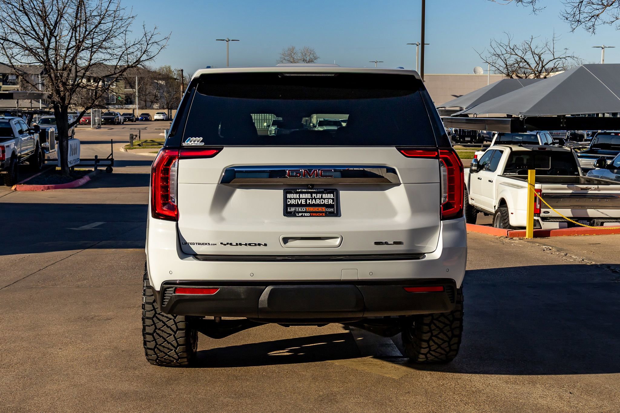 Used 2023 GMC Yukon SLE w/ Max Trailering Package image 8