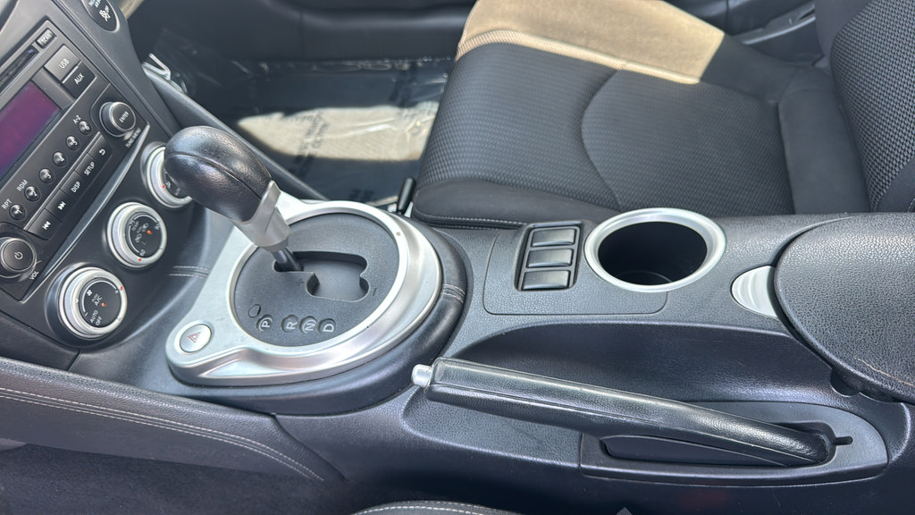 Used 2016 Nissan 370Z Coupe RWD image 26